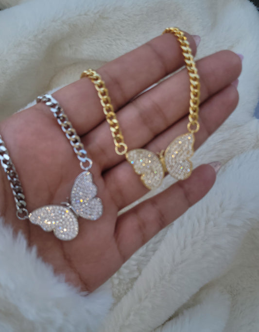 Mariposa Traicionera